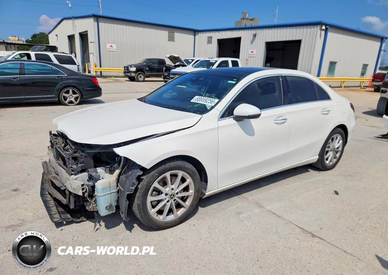 2019 Mercedes-Benz A 220 VIN:WDD3G4EB9KW001986 - 1