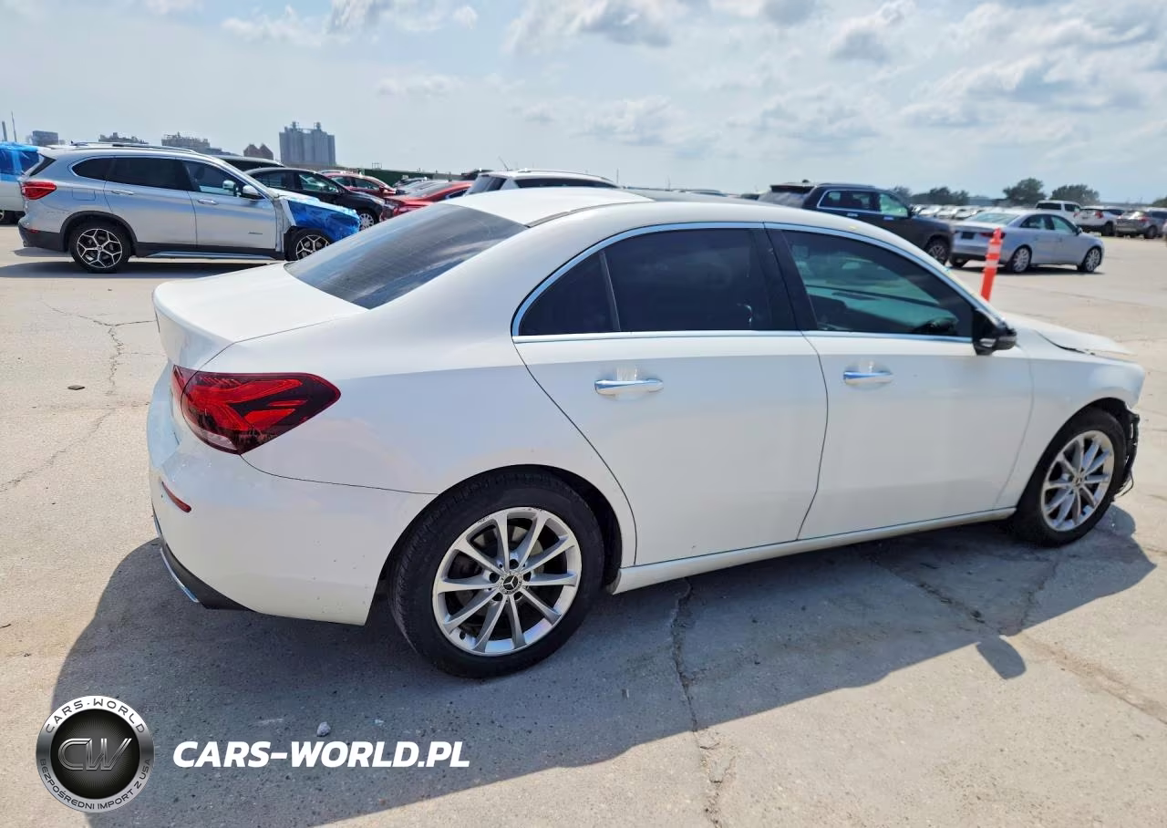 2019 Mercedes-Benz A 220 VIN:WDD3G4EB9KW001986 - 3