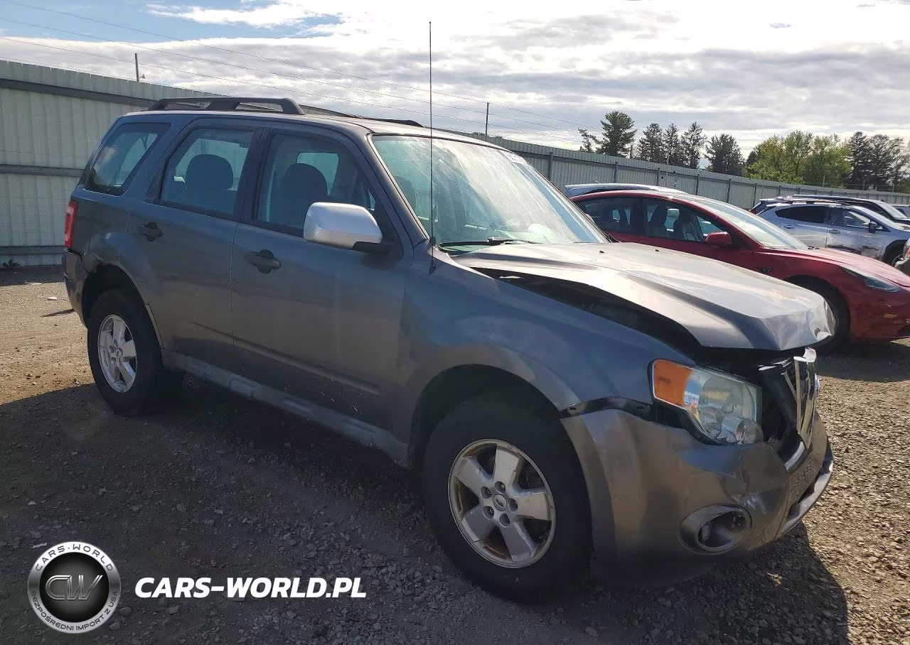 2012 Ford Escape Xls VIN:1FMCU0C78CKB47990 - 4
