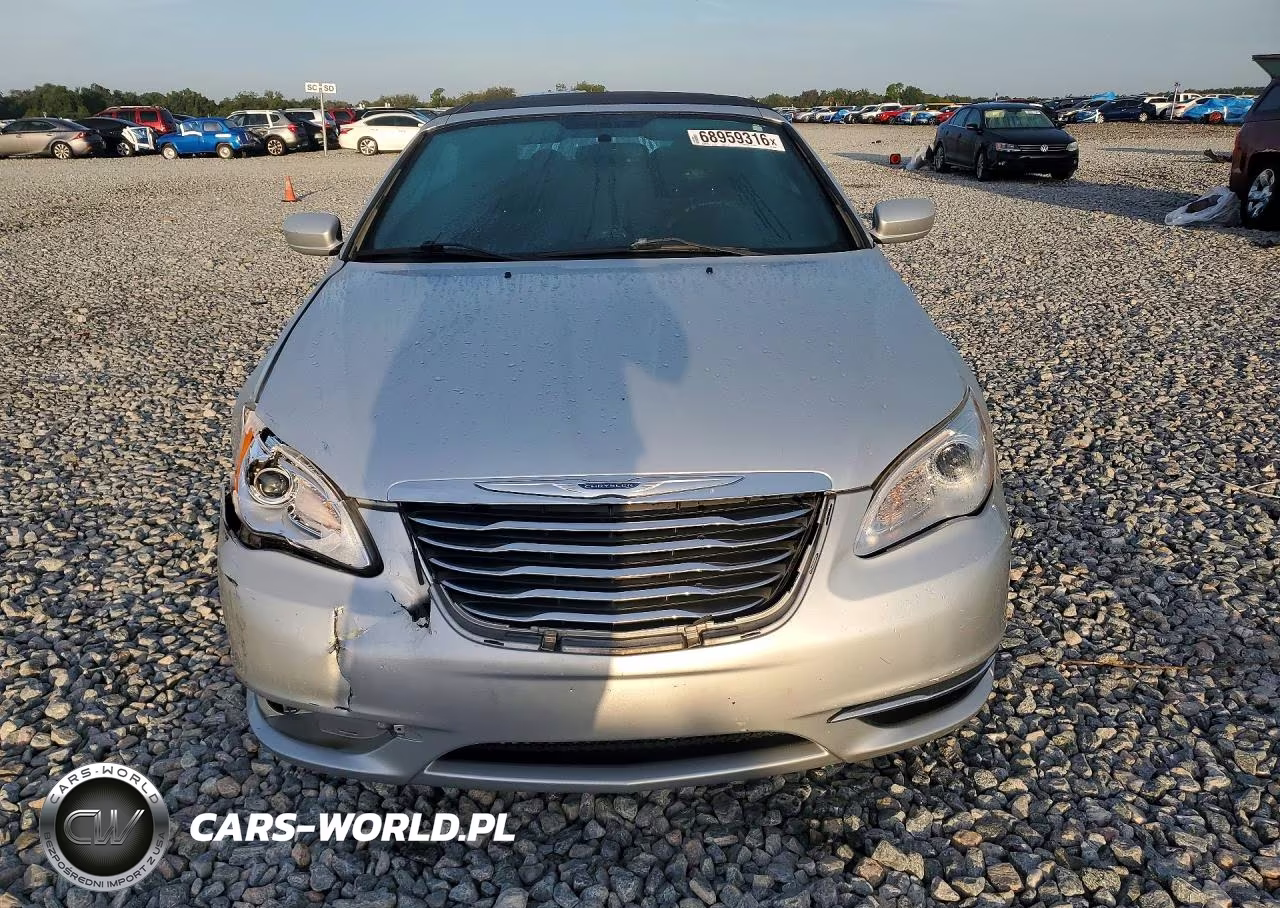 2012 Chrysler 200 Touring VIN:1C3BCBEB3CN233288 - 5