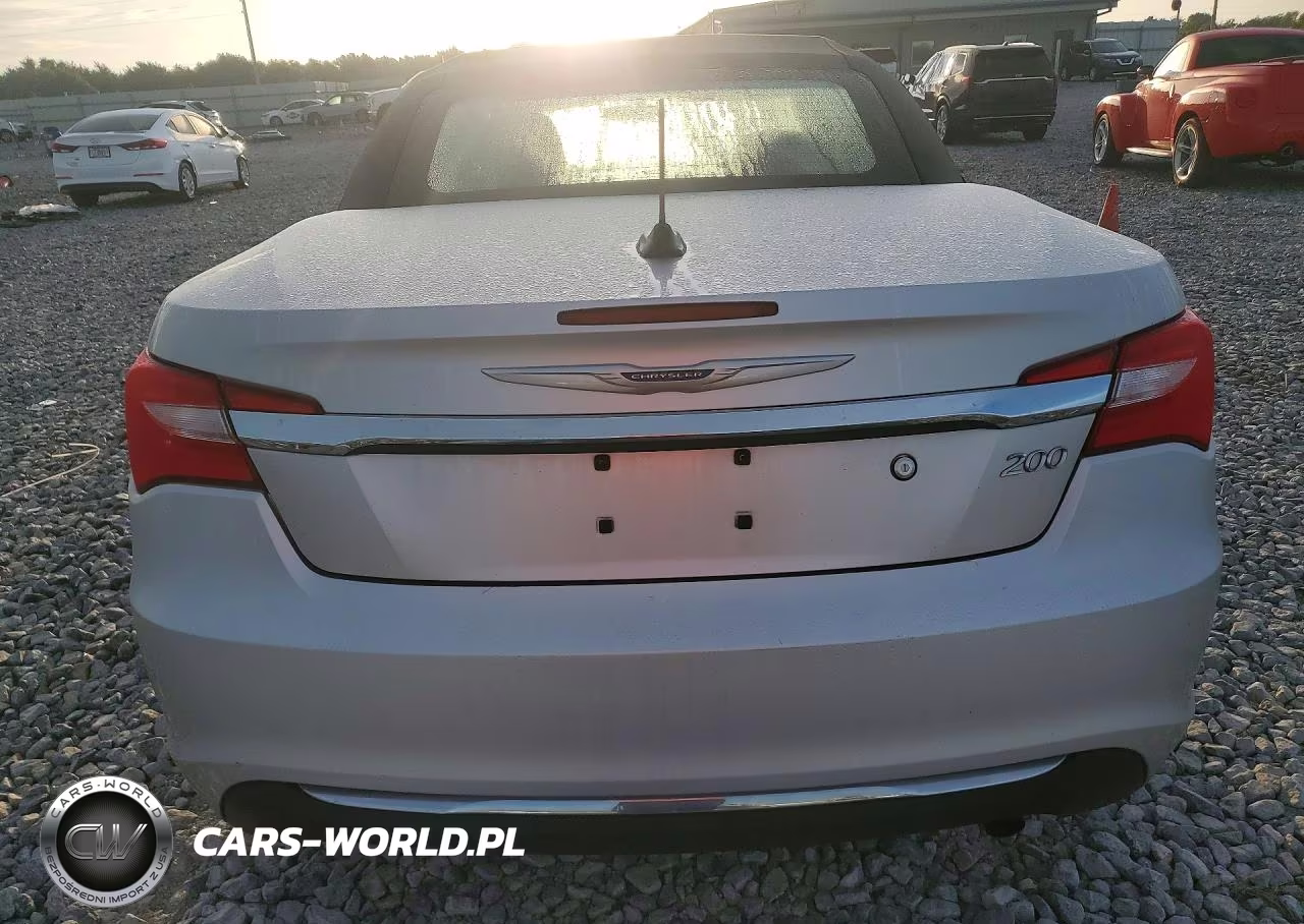 2012 Chrysler 200 Touring VIN:1C3BCBEB3CN233288 - 6