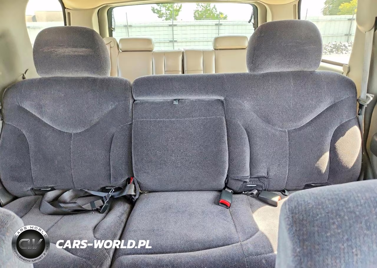 2003 Chevrolet Tahoe C1500 VIN:1GNEC13Z83R283039 - 10