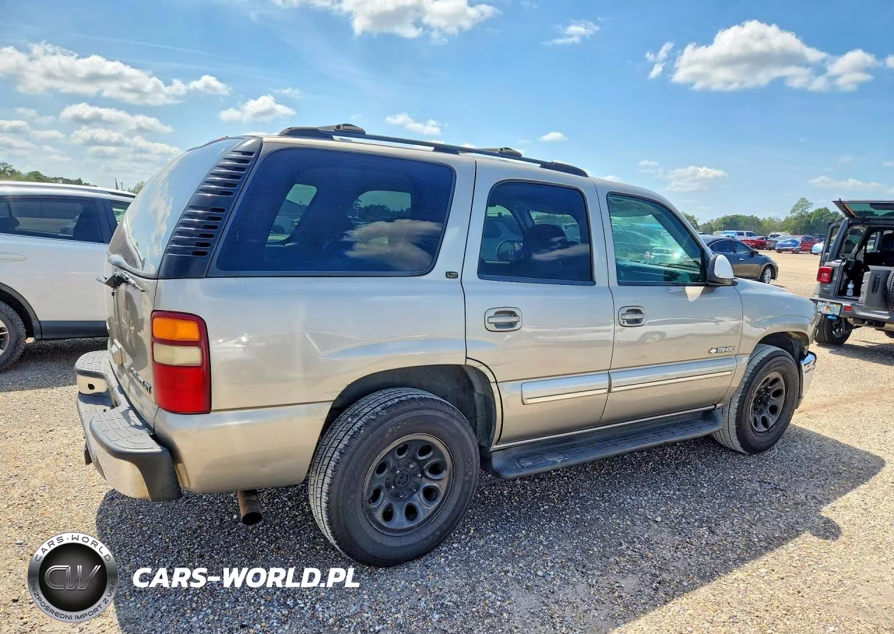 2003 Chevrolet Tahoe C1500 VIN:1GNEC13Z83R283039 - 3