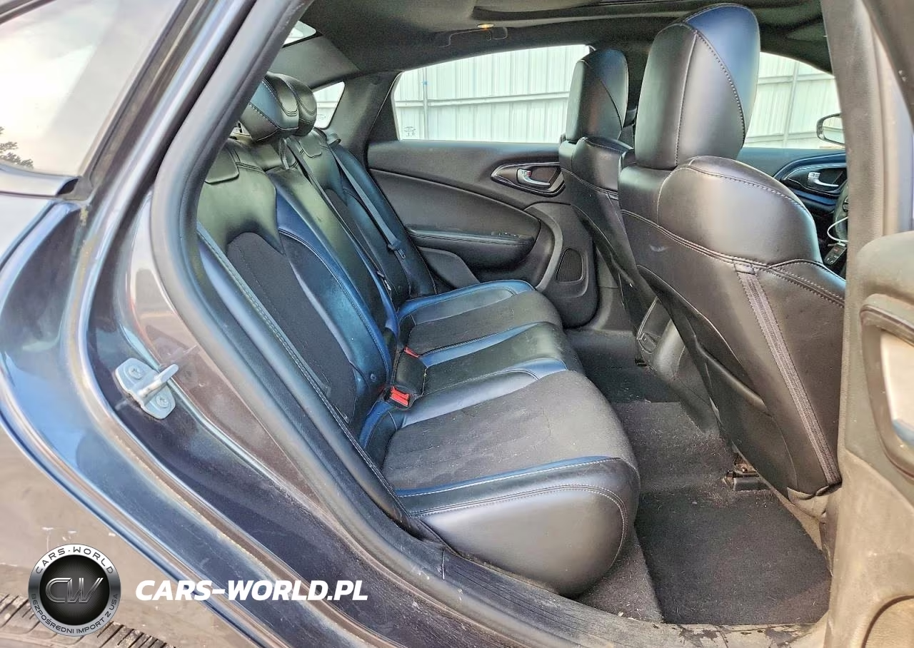 2016 Chrysler 200 S VIN:1C3CCCBB1GN161611 - 10