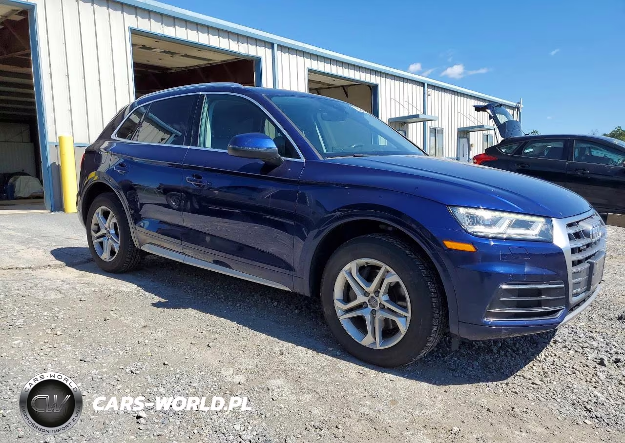 2018 Audi Q5 Premium Plus VIN:WA1BNAFY1J2055487 - 4