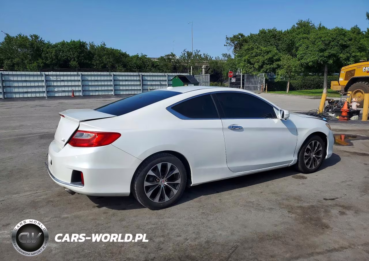 HONDA ACCORD VIN:1HGCT1B89EA015113 - 3