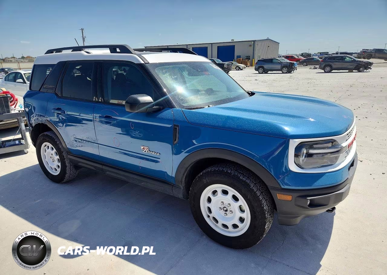 2023 Ford Bronco Sport Heritage Limited VIN:3FMCR9H94PRD19403 - 4
