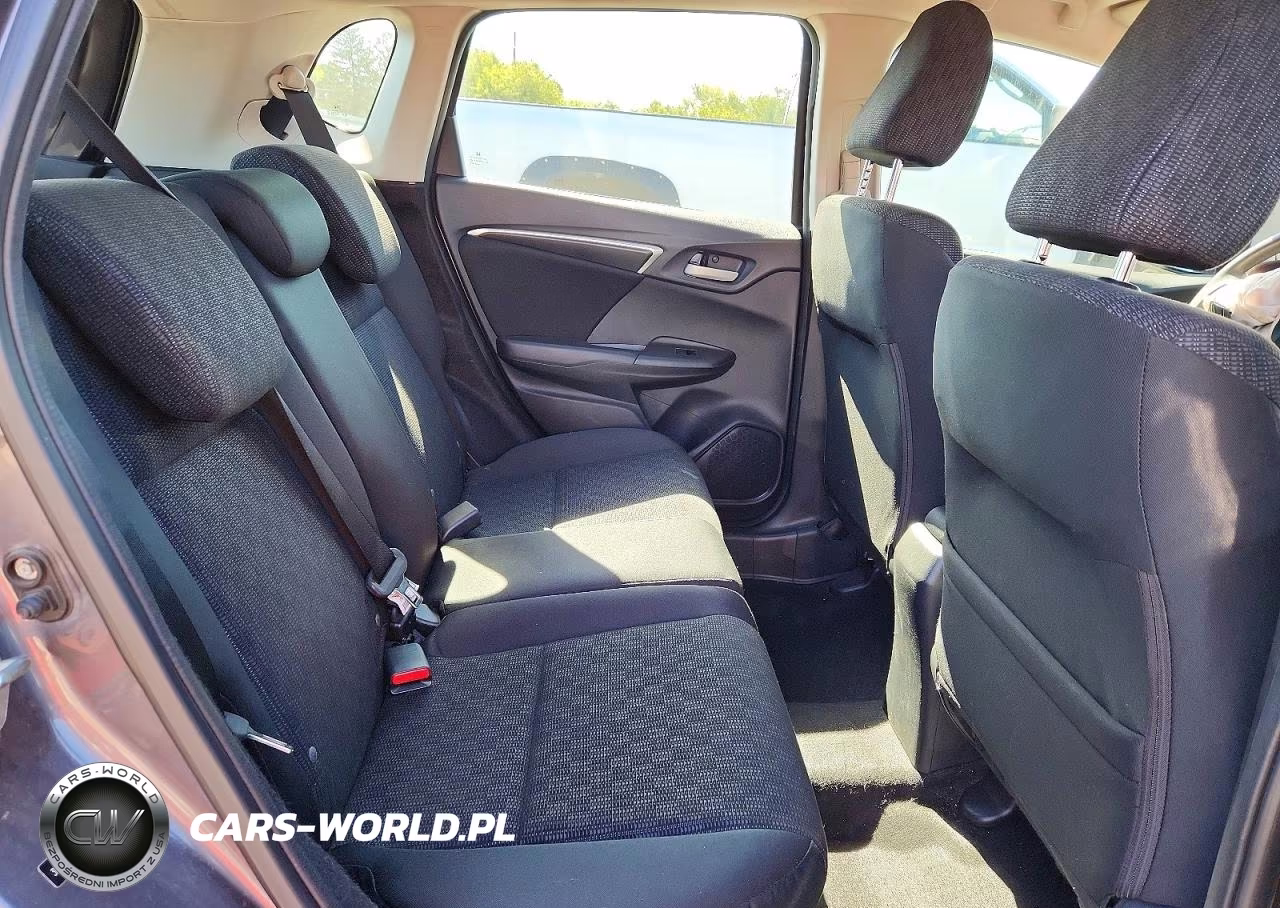 2015 Honda Fit Lx VIN:3HGGK5H5XFM767254 - 10