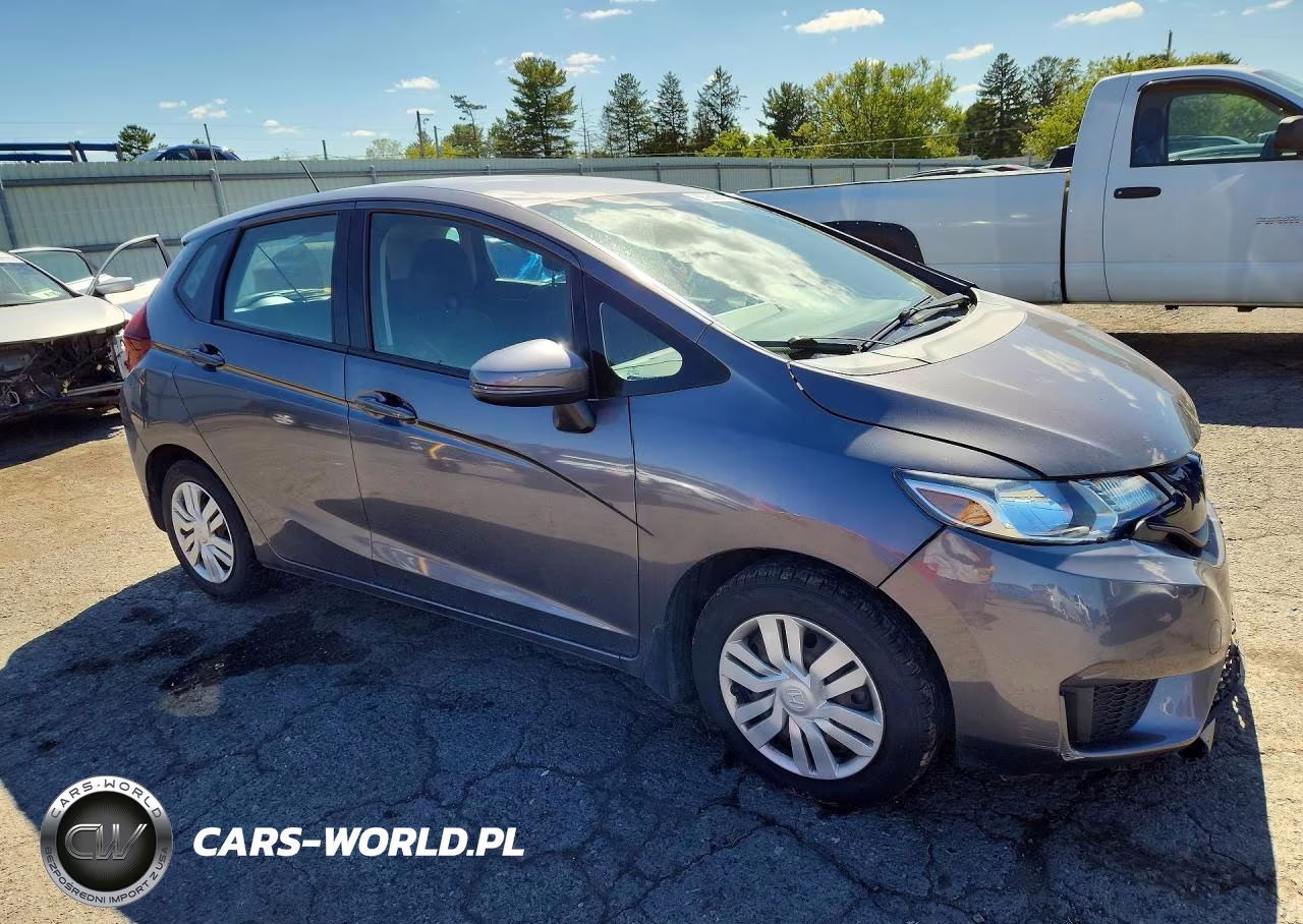 2015 Honda Fit Lx VIN:3HGGK5H5XFM767254 - 4