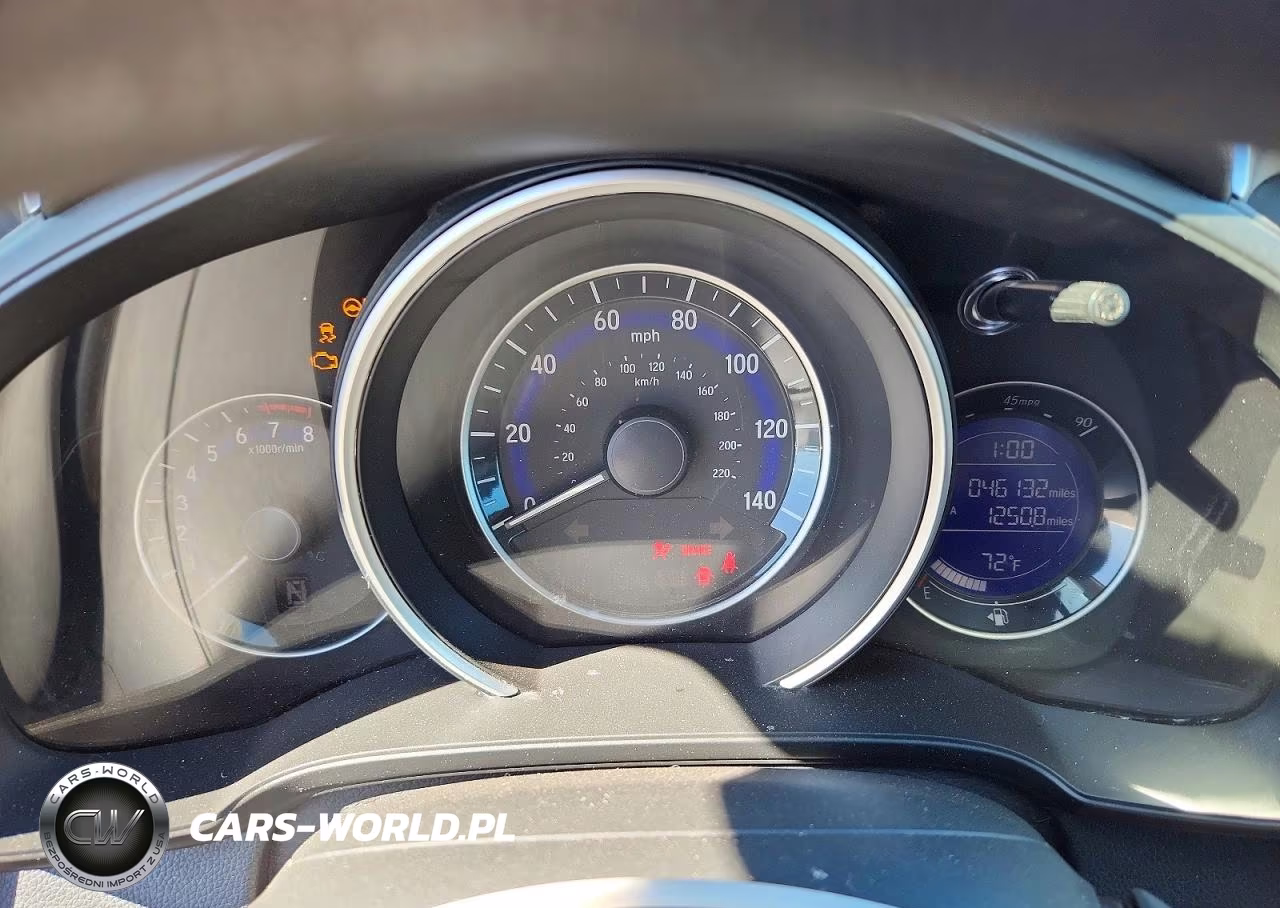 2015 Honda Fit Lx VIN:3HGGK5H5XFM767254 - 9