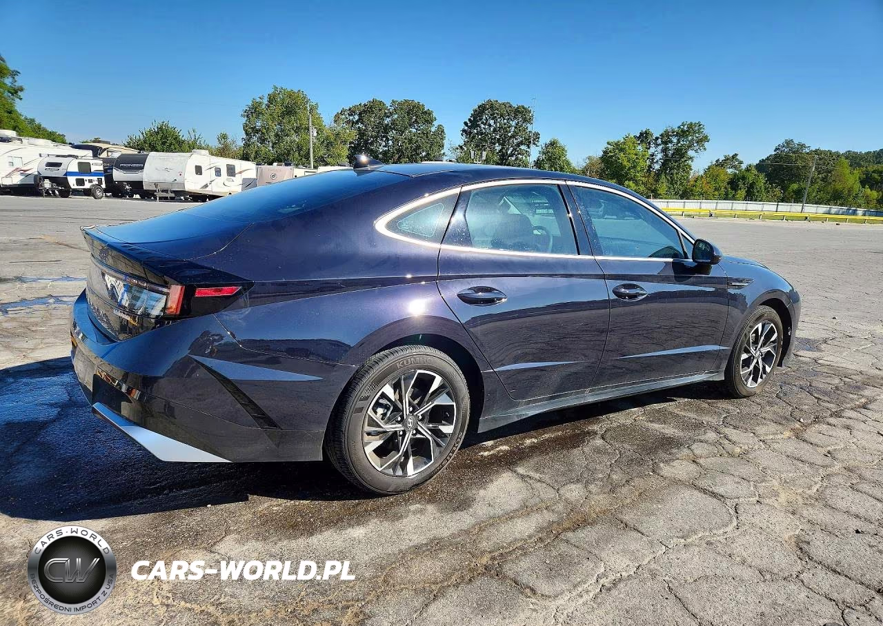 2025 Hyundai Sonata Sel VIN:KMHL64JA4SA511116 - 3