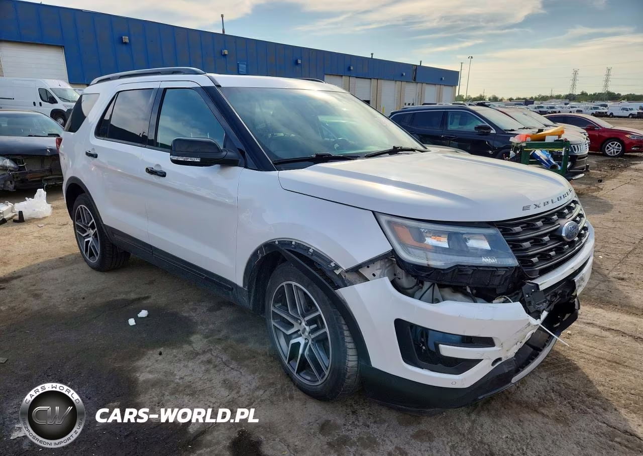 2016 Ford Explorer Sport VIN:1FM5K8GTXGGC32133 - 4