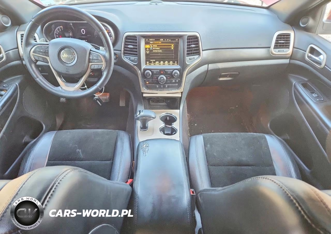 2015 Jeep Grand Cherokee Laredo VIN:1C4RJEAG6FC721590 - 8