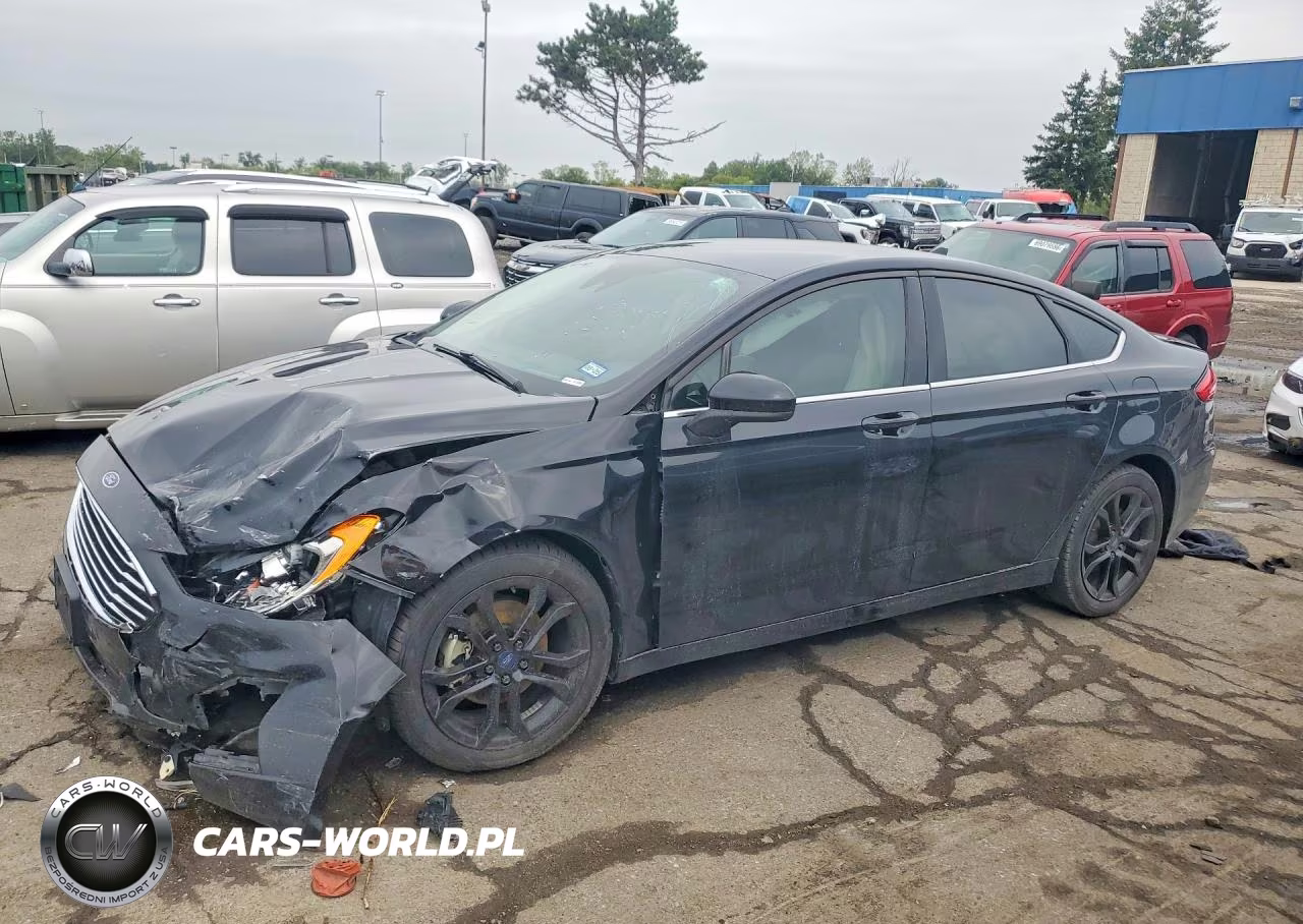 2020 Ford Fusion Se – zdjęcie 1 z 13