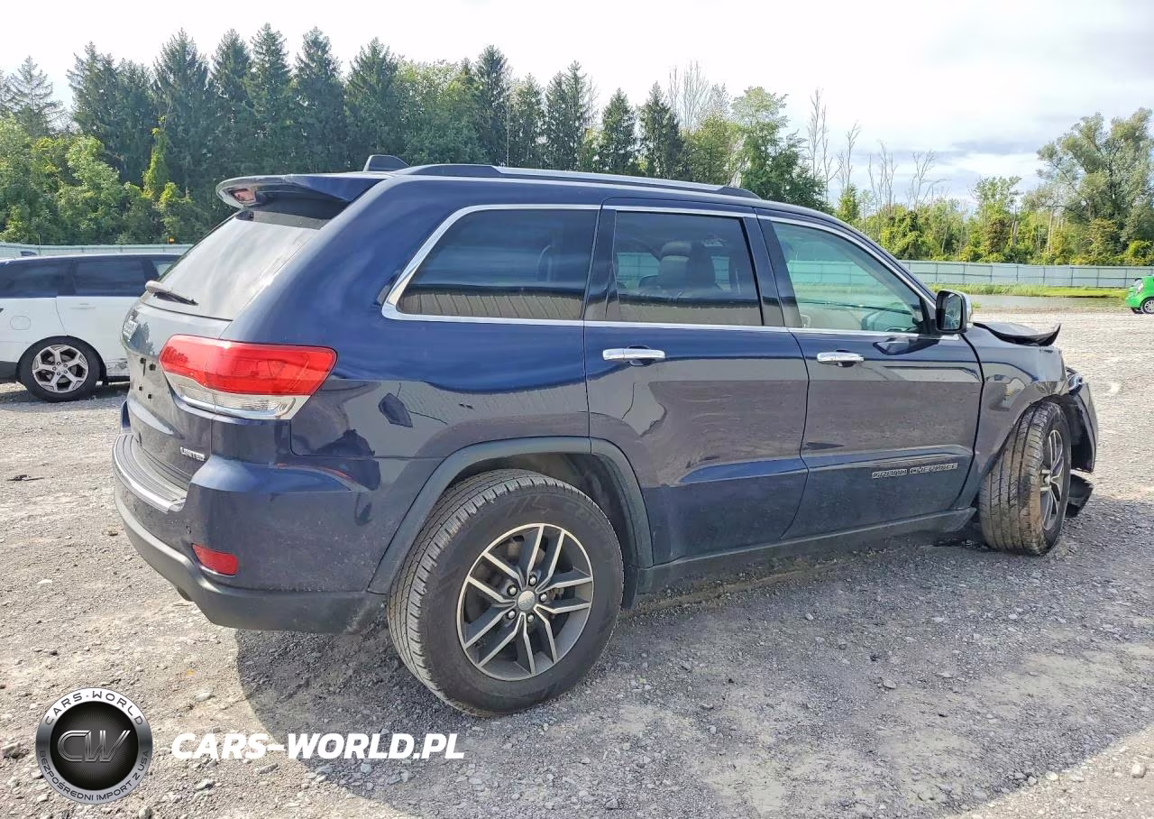 2017 Jeep Grand Cher VIN:1C4RJFBG0HC762952 - 3