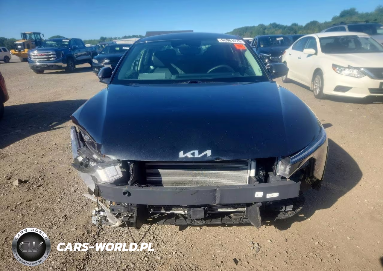 2025 Kia K4 Lxs VIN:3KPFT4DE7SE118863 - 5