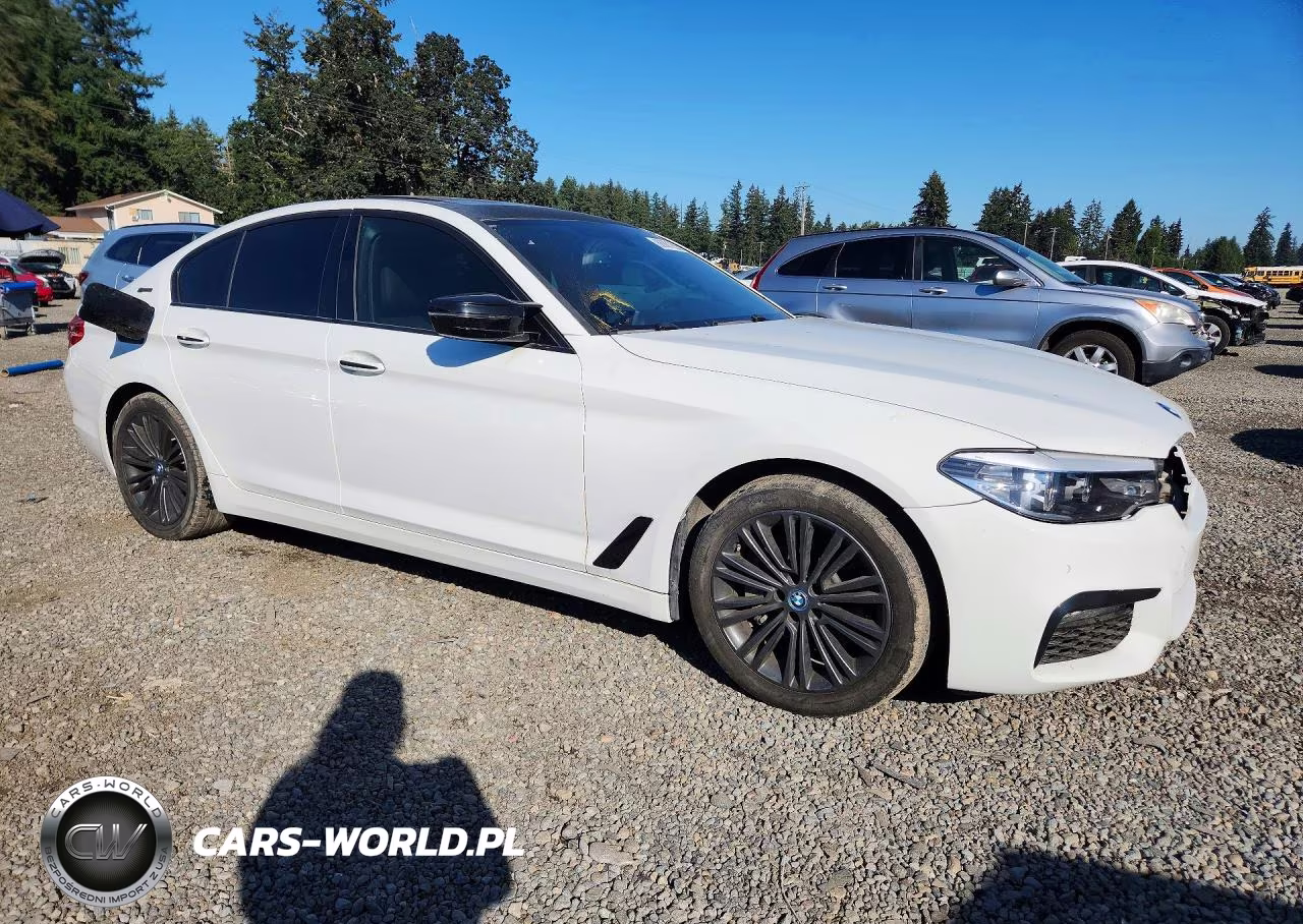 2018 BMW 530Xe VIN:WBAJB1C58JB084616 - 4