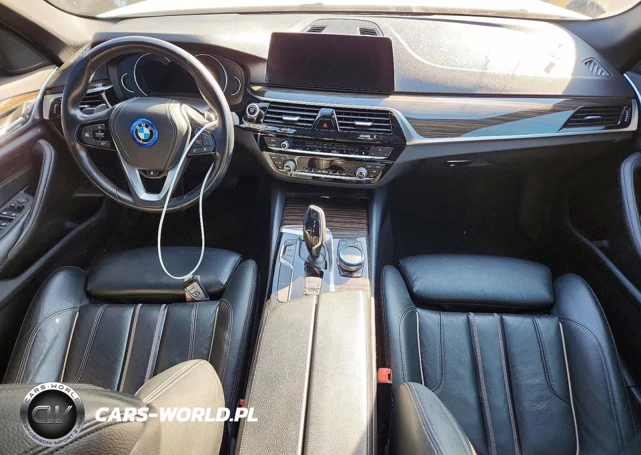 2018 BMW 530Xe VIN:WBAJB1C58JB084616 - 8