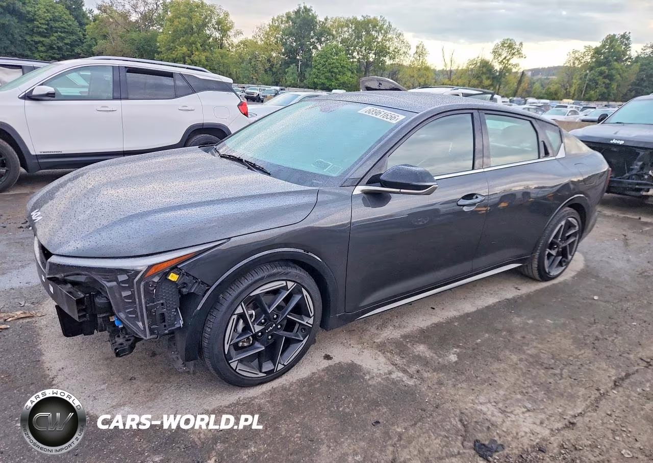 2025 Kia K4 Gt Line VIN:3KPFW4DE2SE194112 - 1