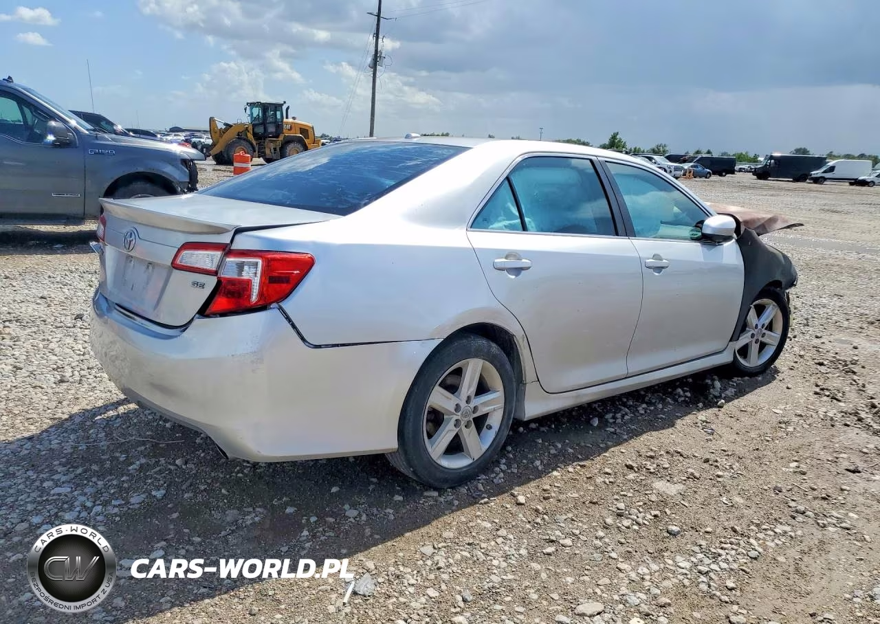 2012 Toyota Camry Se VIN:4T1BF1FK7CU047217 - 3
