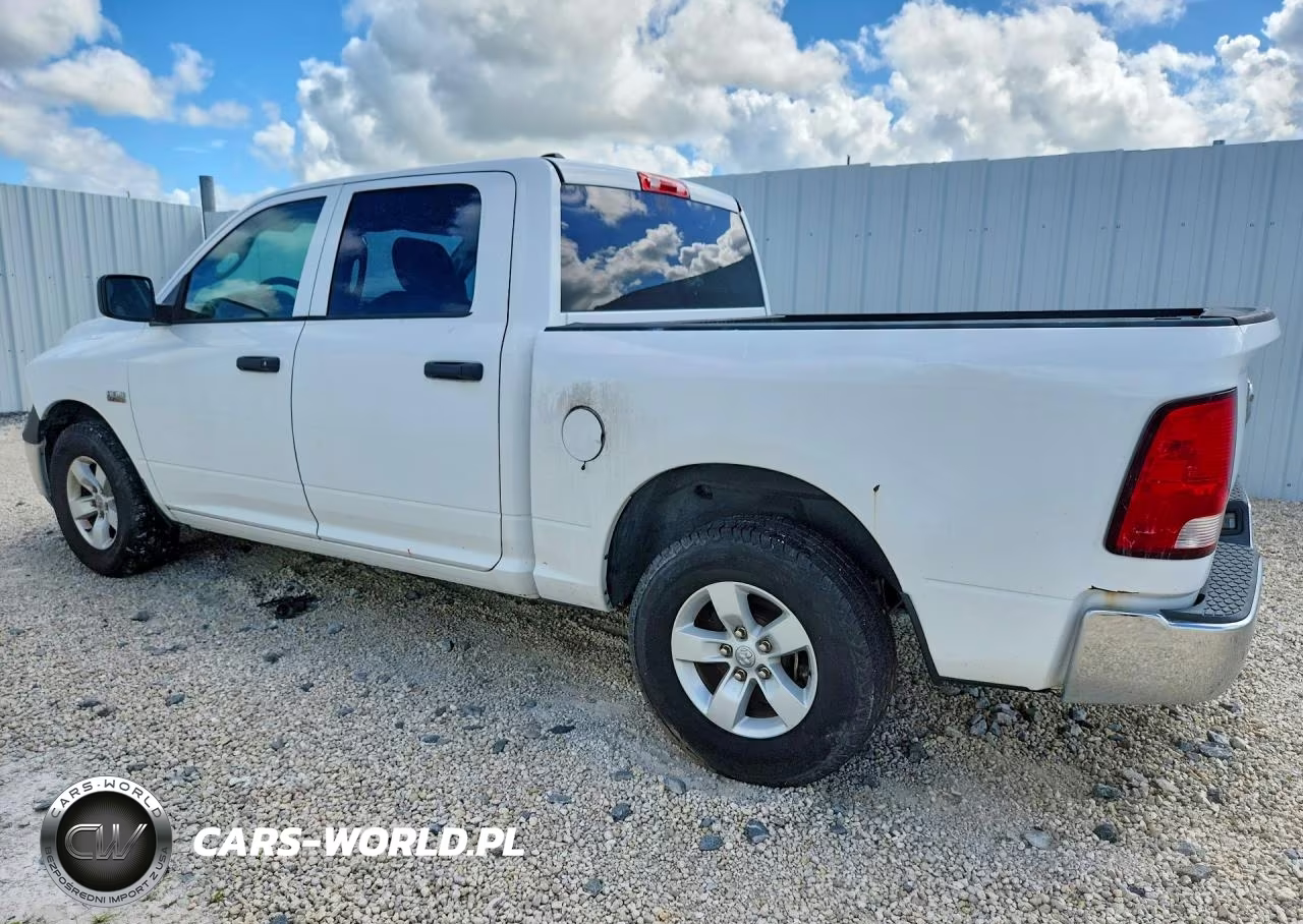 2018 Ram 1500 St VIN:1C6RR6KT5JS156930 - 2