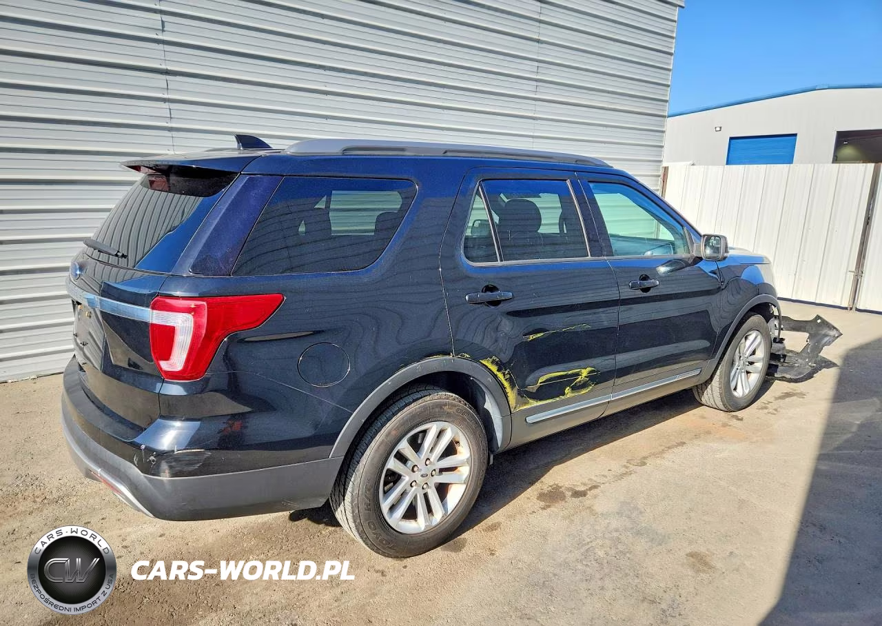 2017 Ford Explorer Xlt VIN:1FM5K7D87HGD12811 - 3