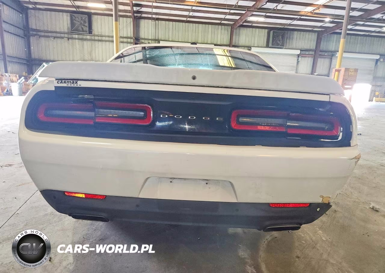 2018 Dodge Challenger Sxt VIN:2C3CDZAG1JH202302 - 6