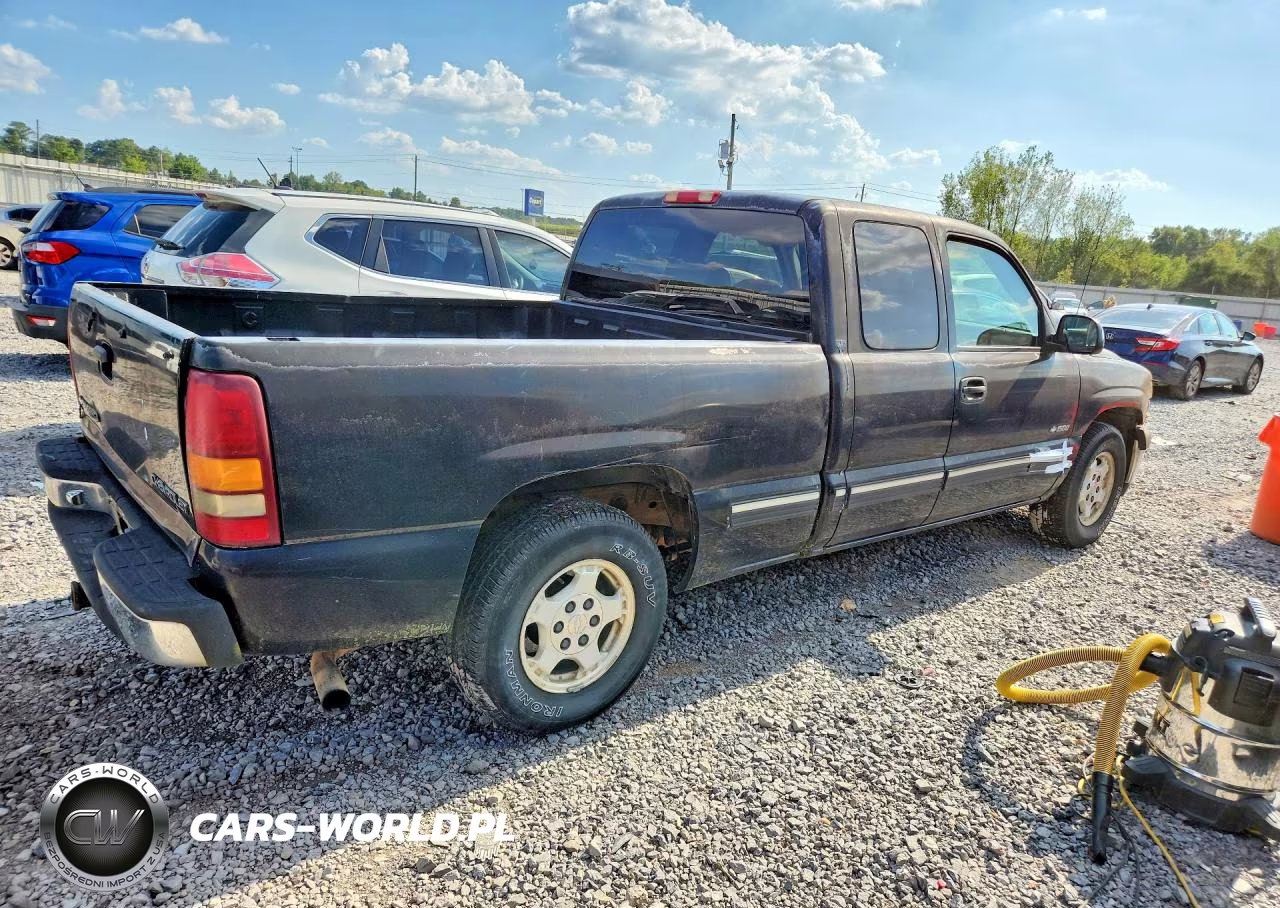 1999 Chevrolet Silverado C1500 VIN:2GCEC19T6X1128869 - 3
