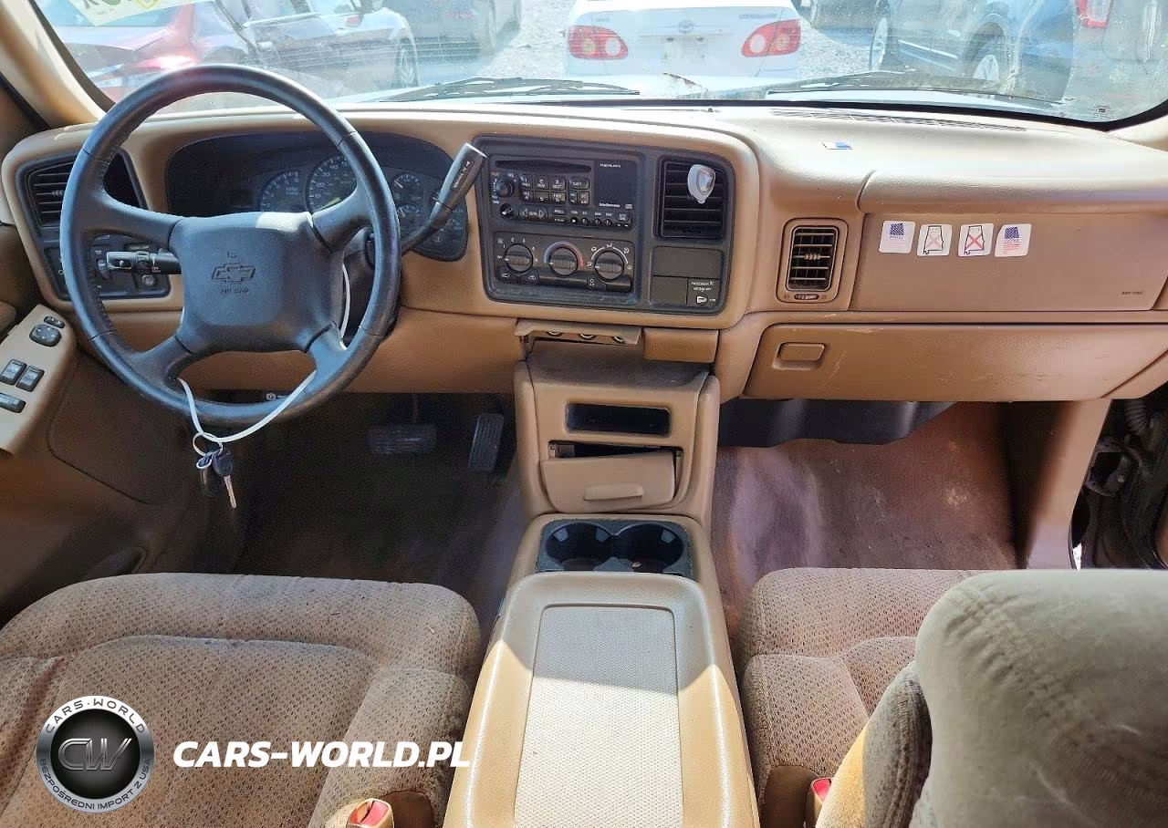 1999 Chevrolet Silverado C1500 VIN:2GCEC19T6X1128869 - 8