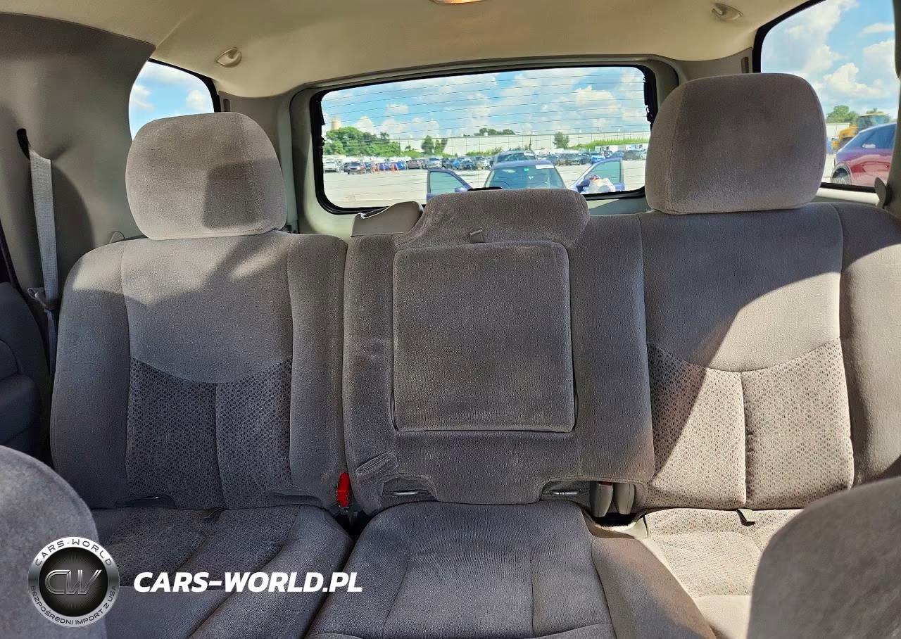 2005 Chevrolet Tahoe C1500 VIN:1GNEC13T95J140727 - 10