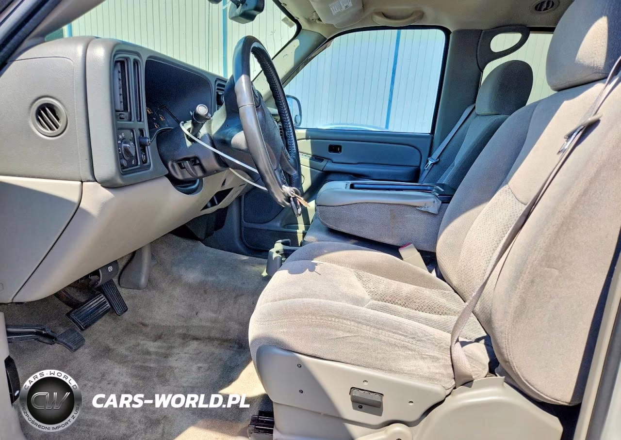 2005 Chevrolet Tahoe C1500 VIN:1GNEC13T95J140727 - 7