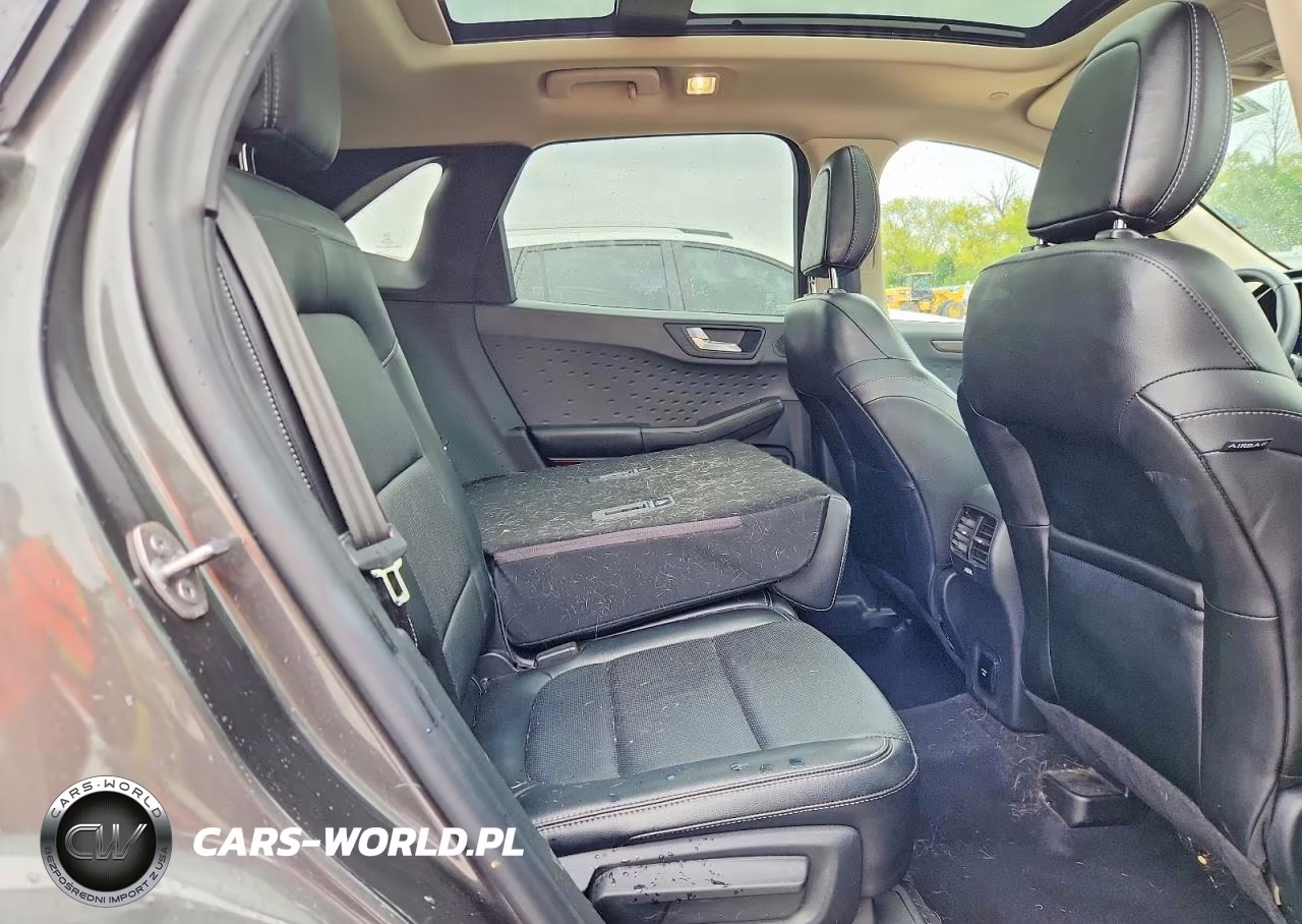 2020 Ford Escape Titanium VIN:1FMCU9J99LUB48434 - 10