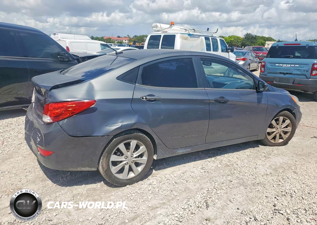 2012 Hyundai Accent Gls VIN:KMHCT4AE4CU213354 - 3