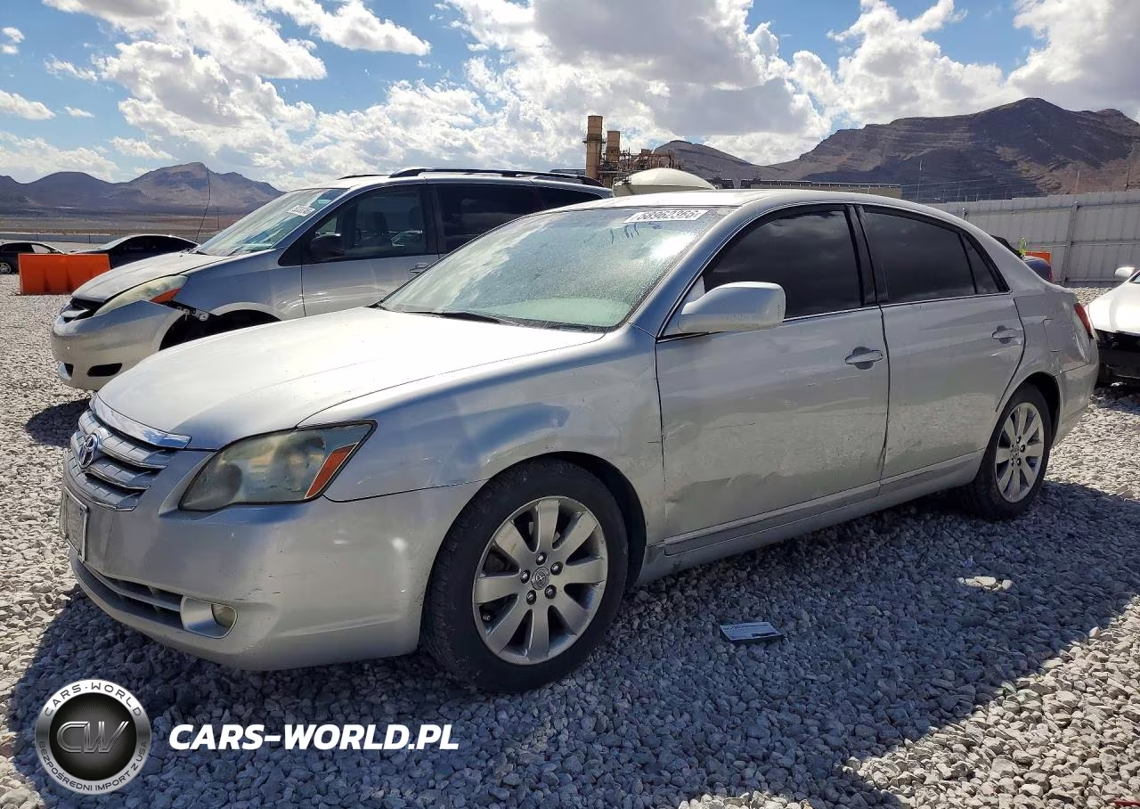 2005 Toyota Avalon Xls