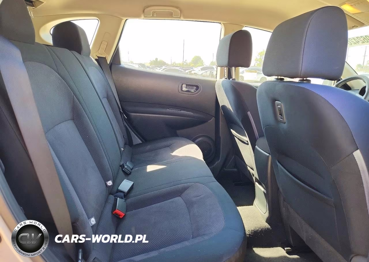 2014 Nissan Rogue Select S VIN:JN8AS5MT8EW104812 - 11