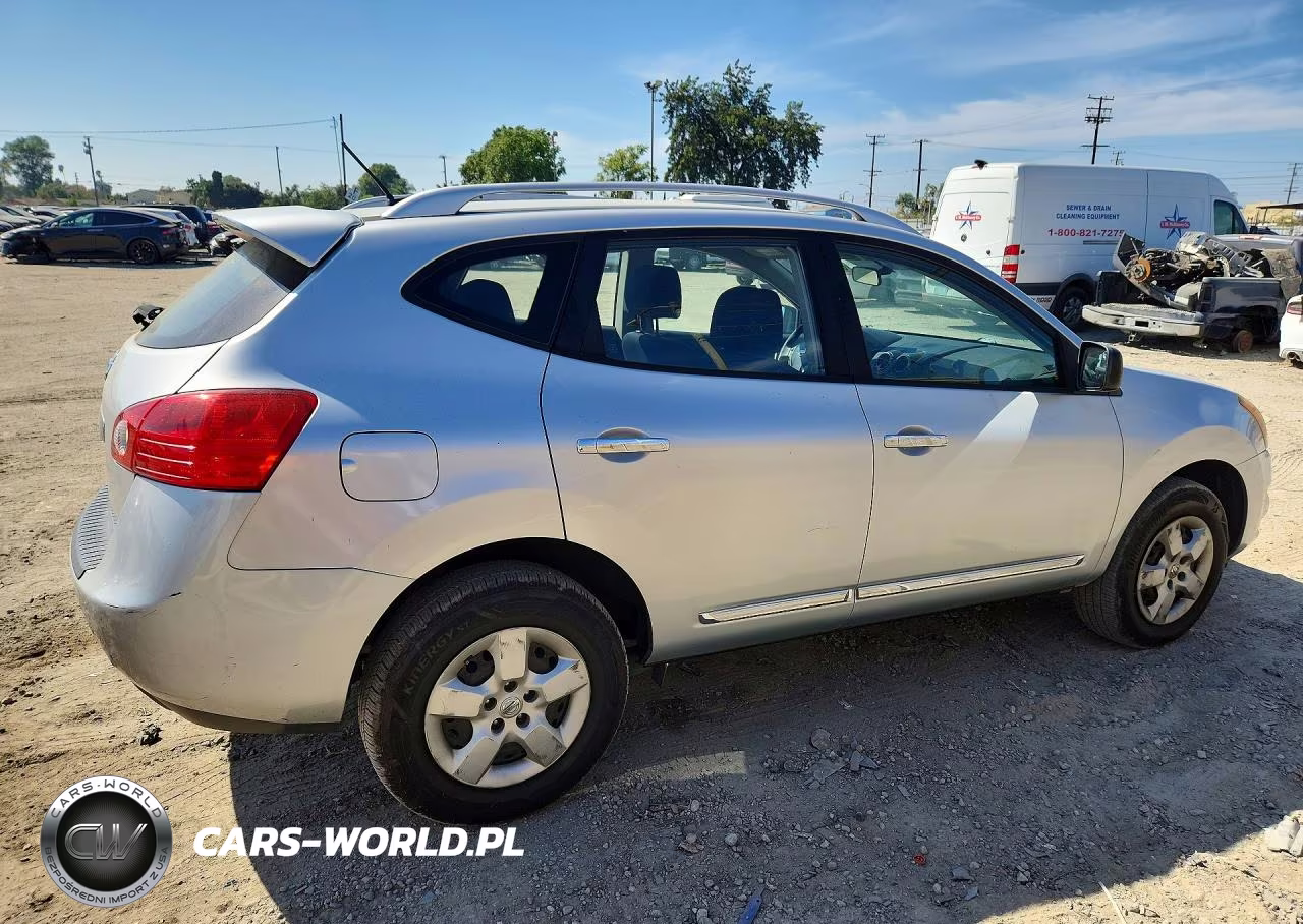 2014 Nissan Rogue Select S VIN:JN8AS5MT8EW104812 - 3