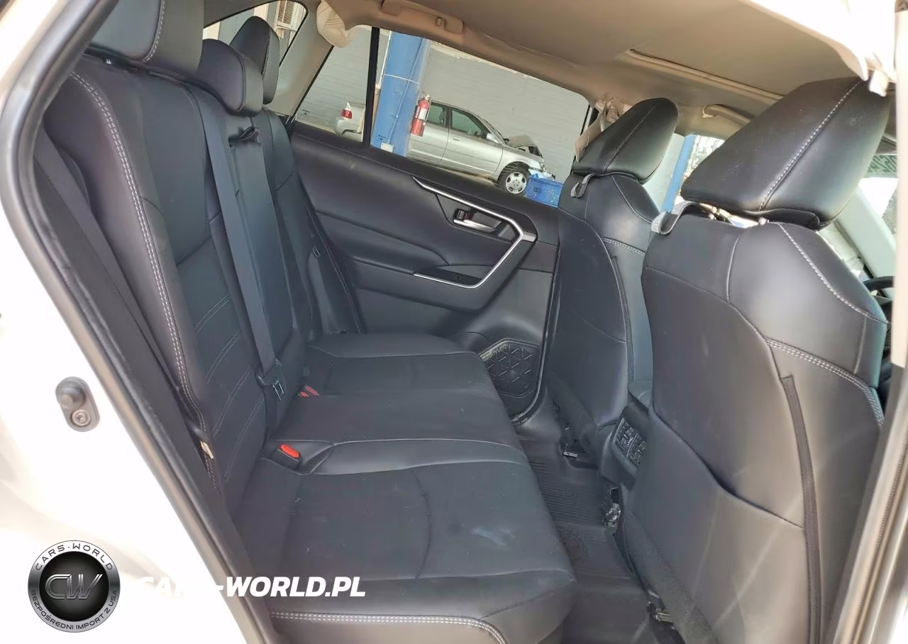 2024 Toyota Rav4 Xle Premium VIN:2T3B6RFVXRW057779 - 11