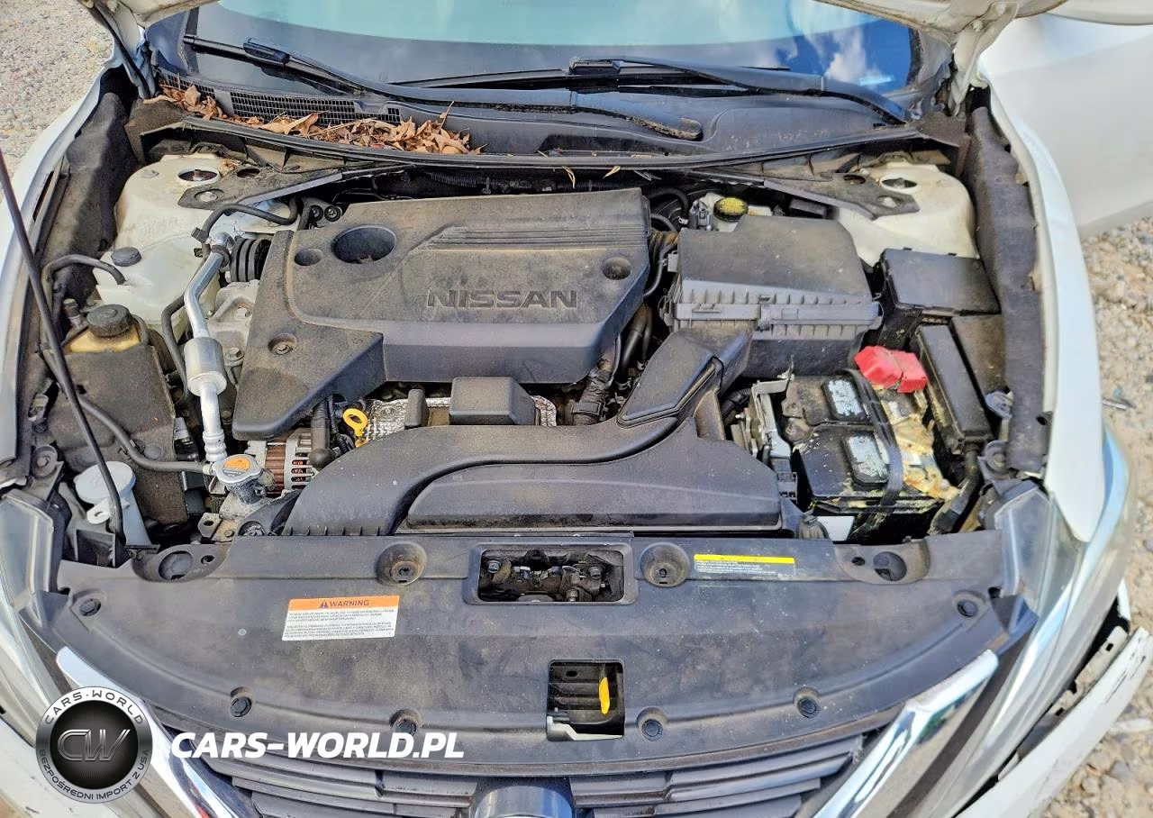 2018 Nissan Altima 2.5 S VIN:1N4AL3AP7JC190264 - 11