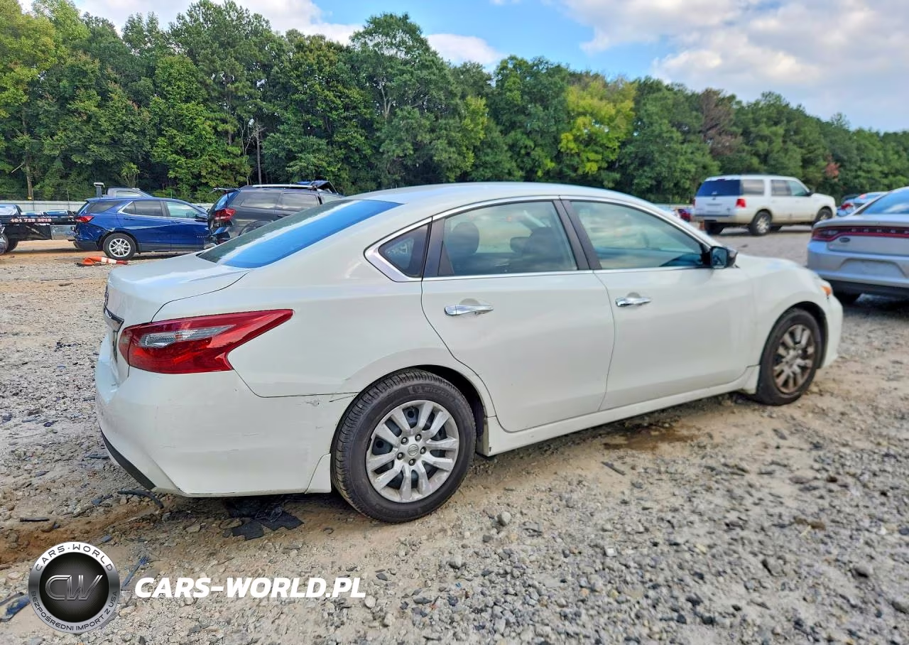 2018 Nissan Altima 2.5 S VIN:1N4AL3AP7JC190264 - 3