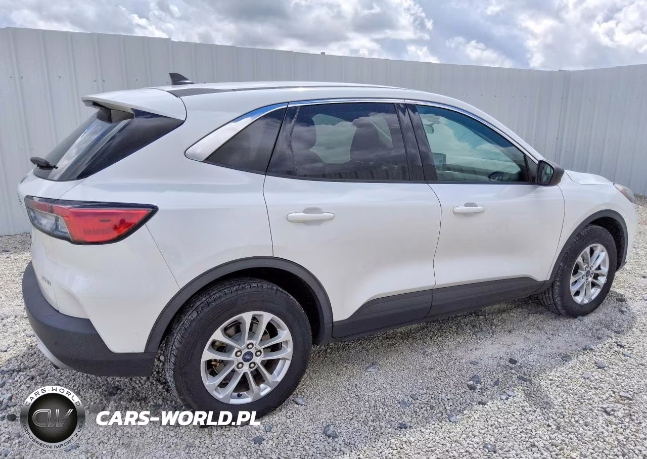 2022 Ford Escape Se VIN:1FMCU9G62NUA60714 - 3