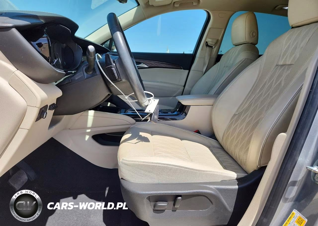 2023 Buick Envision Avenir VIN:LRBFZRR47PD069098 - 7