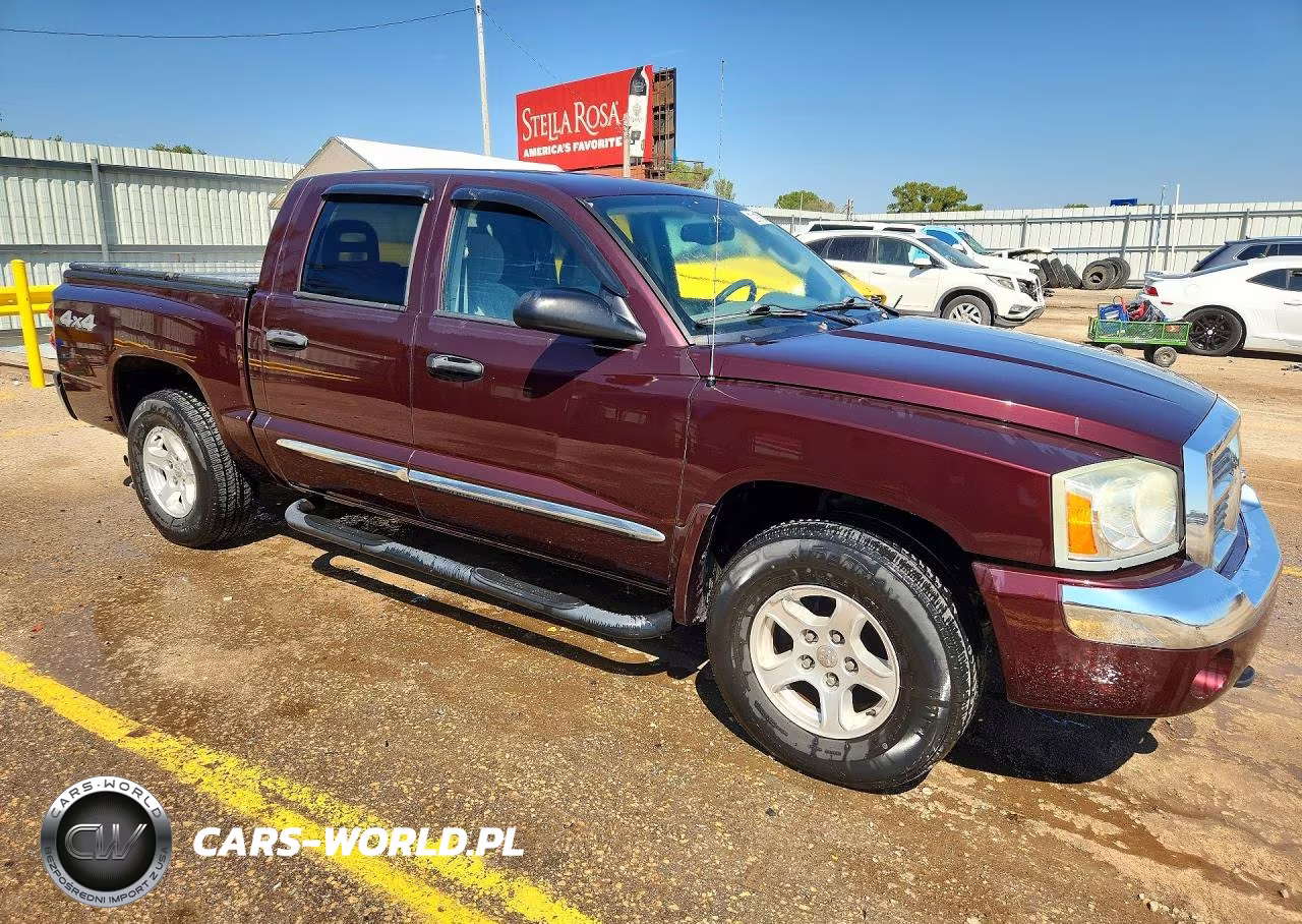 2005 Dodge Dakota Quad Laramie VIN:1D7HW58N05S112538 - 4