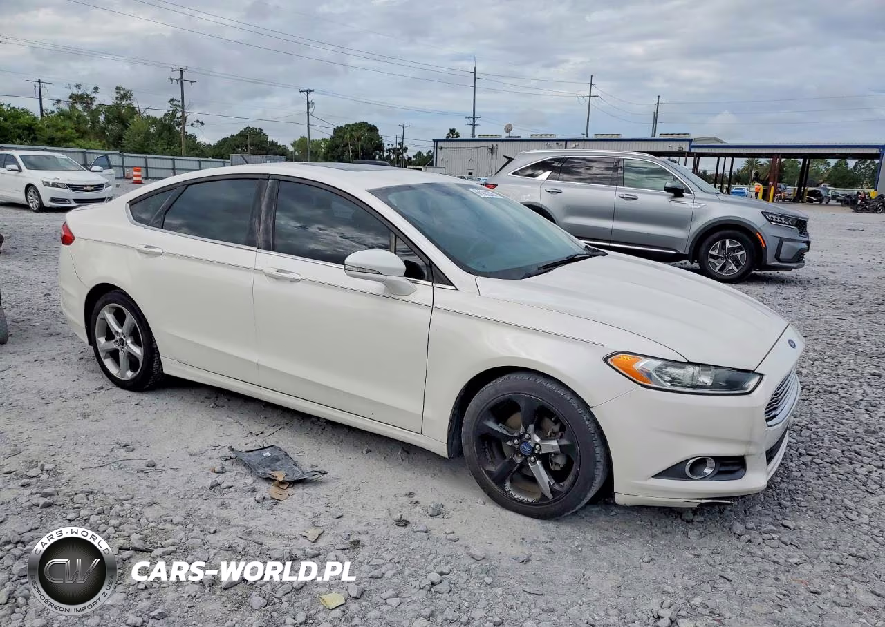 2015 Ford Fusion Se VIN:3FA6P0H74FR261623 - 4