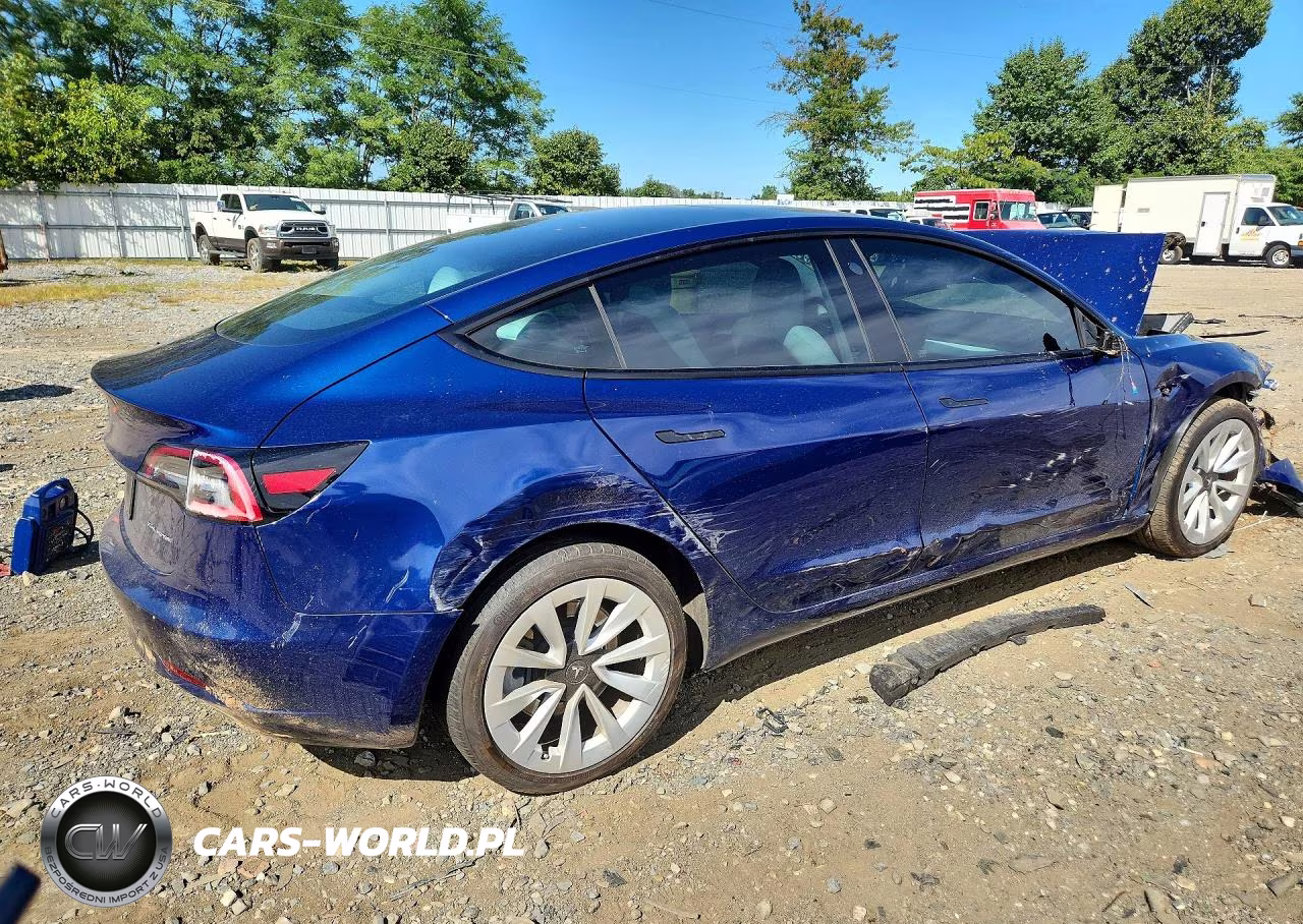 2023 Tesla Model 3 VIN:5YJ3E1EA8PF552377 - 3