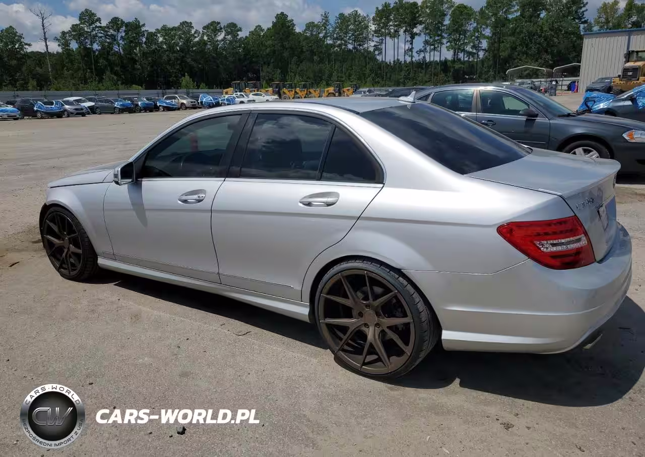 2013 Mercedes-Benz C 300 4Matic VIN:WDDGF8AB2DR287585 - 2