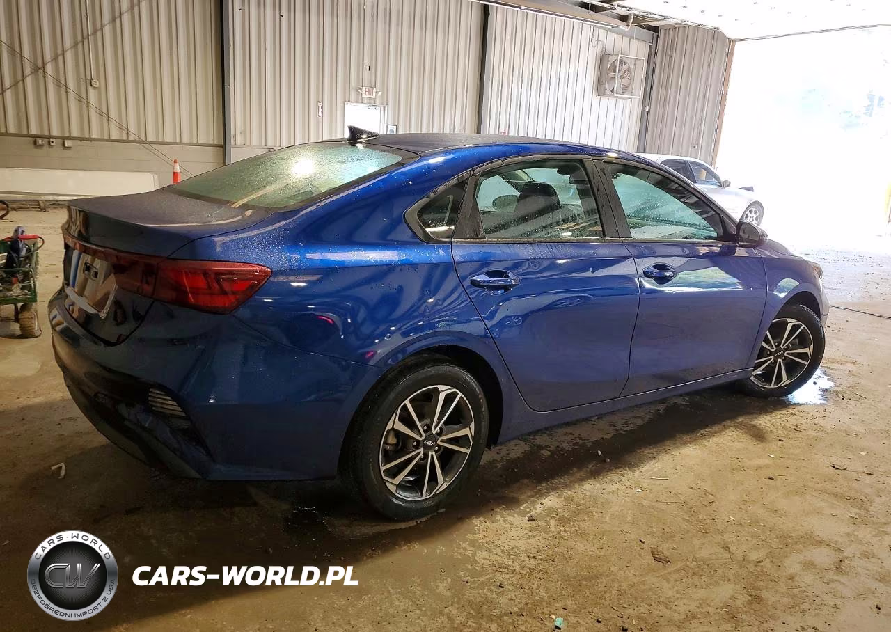 2024 Kia Forte Lxs VIN:3KPF24AD8RE821655 - 3