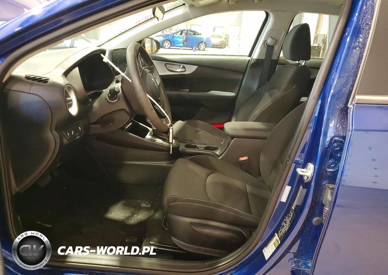 2024 Kia Forte Lxs VIN:3KPF24AD8RE821655 - 7