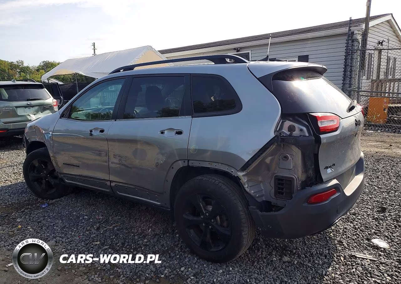2016 Jeep Cherokee Latitude VIN:1C4PJMCB0GW225977 - 2