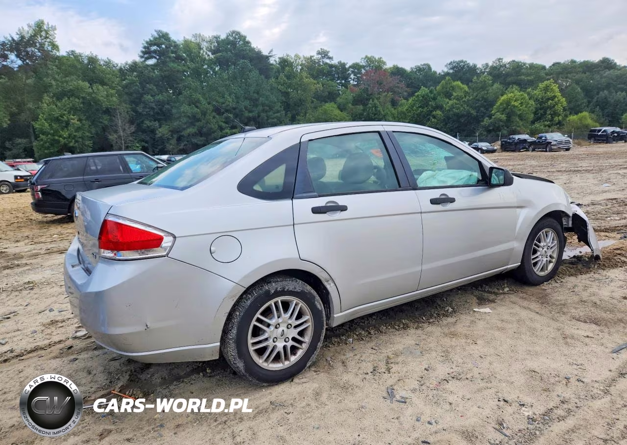 2009 Ford Focus Se VIN:1FAHP35NX9W172346 - 3