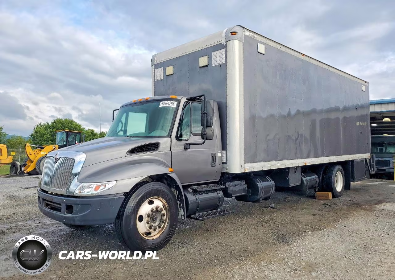 2003 International 4300